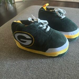 Kids NFL Packer shoe slippers size 1